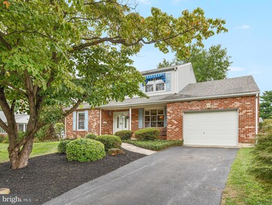 504 Camelot Dr, Brookhaven, PA 19015 - photo 2