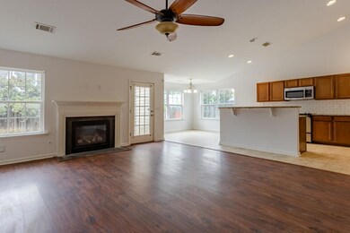 Listing Image19