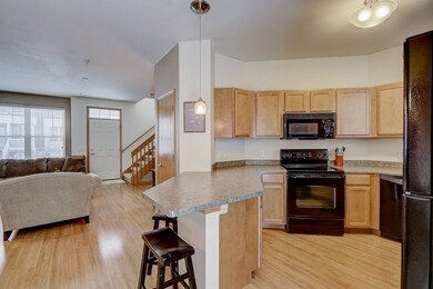 64 S Gardens Way, Fitchburg, WI 53711 - photo 7