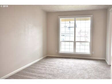 738 June Dr, Molalla, OR 97038 - photo 3