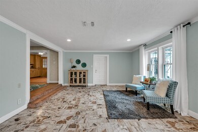 416 Sue St, Houston, TX 77009 - photo 4