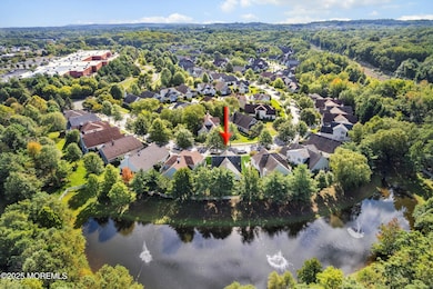 16 Chesapeake Dr, Holmdel, NJ 07733 - photo 4