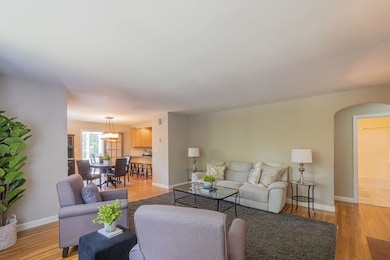 30 James St, Arlington, MA 02474 - photo 5