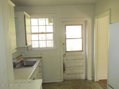 4827 Louisa Terrace, Jacksonville, FL 32205 - photo 6