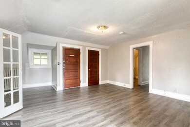3711 Egerton Rd, Baltimore, MD 21215 - photo 4