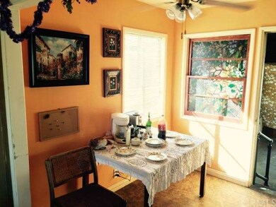 Breakfast nook