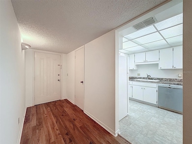 Entrance/Foyer
