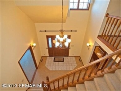 207 Michaelwood Dr, Winona, MN 55987 - photo 5