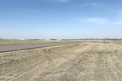 L9 B3 17th St SW, Watertown, SD 57201 - photo 3