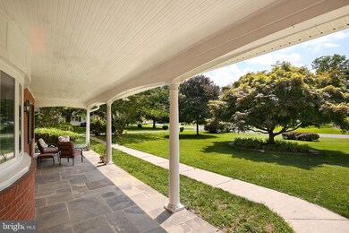 8001 Runnymeade Dr, Frederick, MD 21702 - photo 4