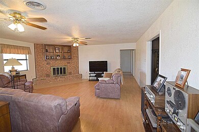 1103 Comanche Trail unit 8, Alamogordo, NM 88310 - photo 7