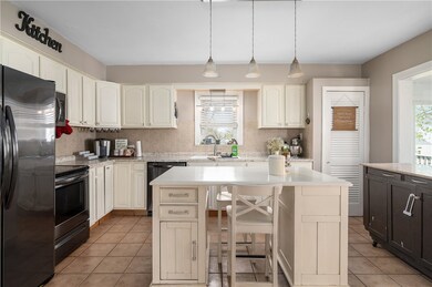 37 Royal Ave, Providence, RI 02904 - photo 6