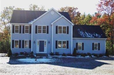 13 Linda Way, Bellingham, MA 02019 - photo 2