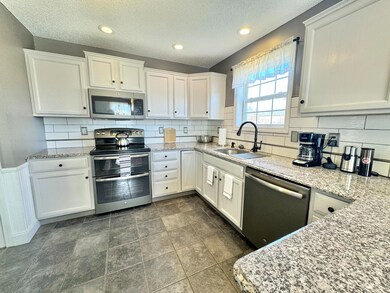 19 Forest Hill, Bucksport, ME 04416 - photo 7