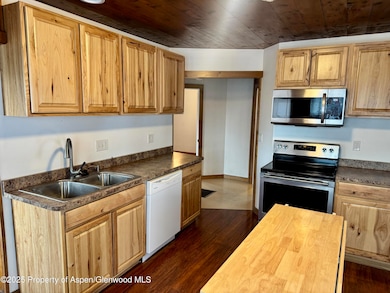 9 E Main St, Meeker, CO 81641 - photo 3