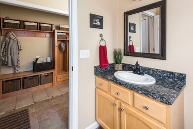 31 Deer Run Ln, Attleboro, MA 02703 - photo 4