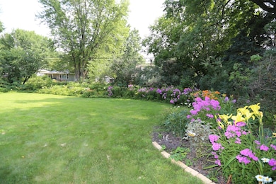 1986 Sharondale Ave, Saint Paul, MN 55113 - photo 7