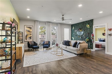 The Saxony unit 317, New Orleans, LA 70117 - photo 5