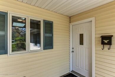 04_03Front_Exterior_mls