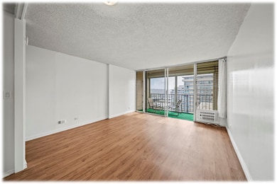 Fairway Villa unit 1505, Honolulu, HI 96815 - photo 3