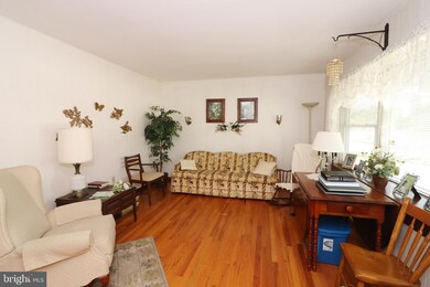 317 Hilltop Dr, Ephrata, PA 17522 - photo 2