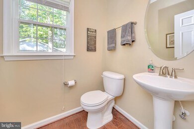 208 Green St, Locust Grove, VA 22508 - photo 4