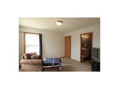 Bedroom. 2nd bedroom or den