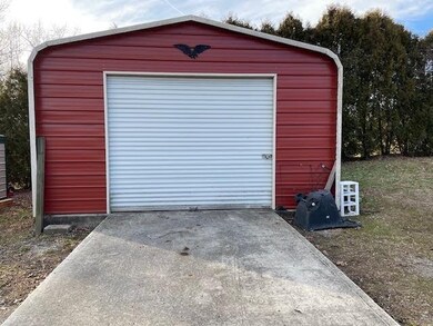 204 Lakeshore Dr, McMinnville, TN 37110 - photo 5