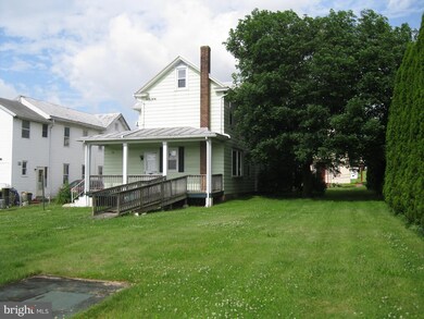 15 S Market St, New Ringgold, PA 17960 - photo 4