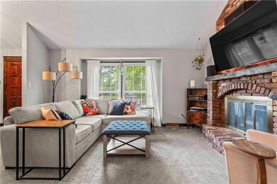 8750 Widmer Rd, Lenexa, KS 66215 - photo 5