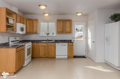 5550 E 4th Ave Anchorage AK-large-003-Ki