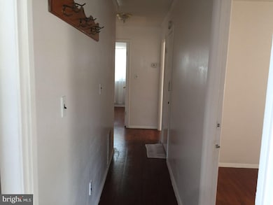 9819 Robinson Blvd, Laurel, MD 20723 - photo 7