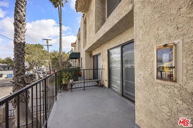 1444 W 227th St unit 2, Torrance, CA 90501 - photo 2