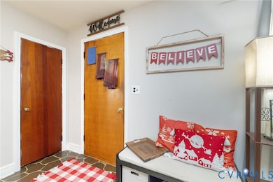 24601 Callear Rd, Petersburg, VA 23803 - photo 2