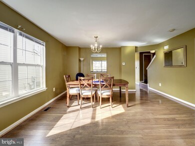 12712 Royal Carriage Dr, Germantown, MD 20876 - photo 5