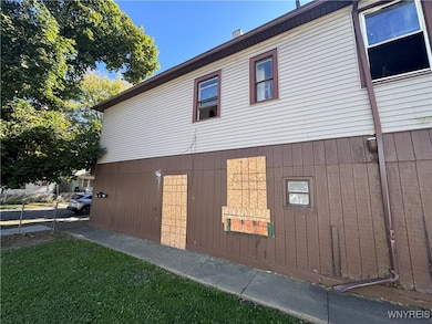 444 20th St, Niagara Falls, NY 14303 - photo 4