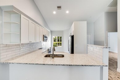 215 N Lakeshore Dr, Hypoluxo, FL 33462 - photo 4