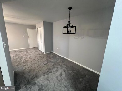 826 South Ave unit R9, Secane, PA 19018 - photo 7