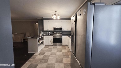 2634 Forrest Dr, Kinston, NC 28504 - photo 5