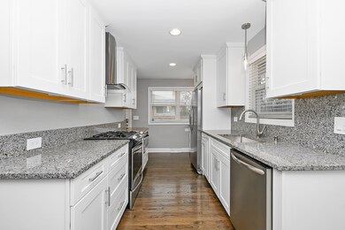 979 S Saylor Ave, Elmhurst, IL 60126 - photo 7