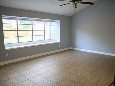 5335 Bulen Ave, Friendswood, TX 77546 - photo 6