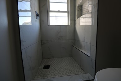 1074 E 15th Ave, Columbus, OH 43211 - photo 2