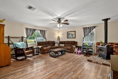 1450 Ojai Ave, Grants Pass, OR 97527 - photo 4