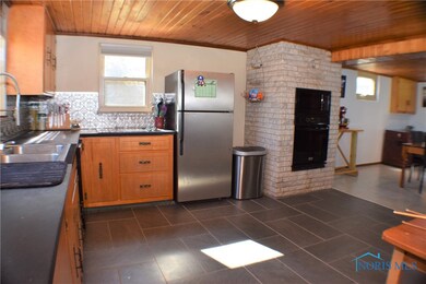 18560 W State Route 105, Elmore, OH 43416 - photo 3