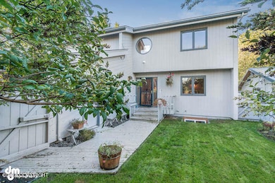 816 W 16th Ave Anchorage AK-small-036-36