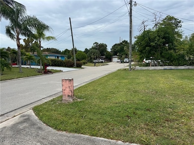 1637 Merrimack Ct, Fort Myers, FL 33907 - photo 4