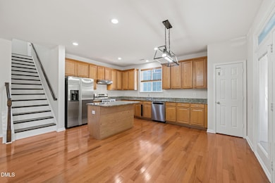 721 Hewespoint Ct, Cary, NC 27519 - photo 5