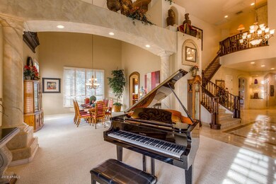 FORMAL LIVING