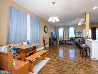 136 Red Oak Ct unit 14, Honey Brook, PA 19344 - photo 3