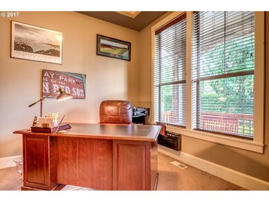 1136 Blankenship Rd, West Linn, OR 97068 - photo 4